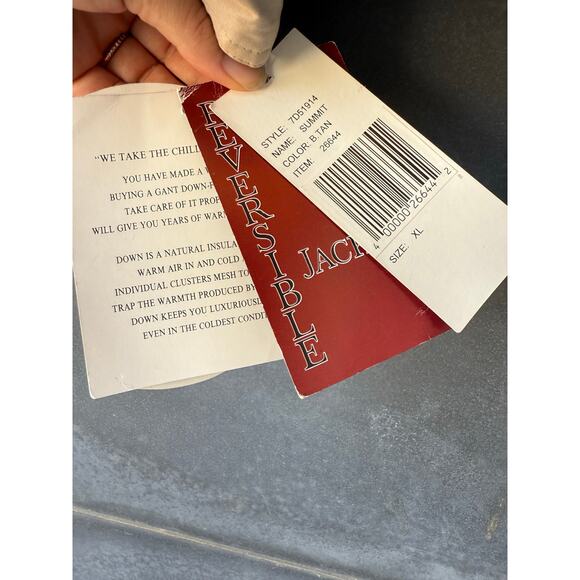 DEADSTOCK Vintage 90s GANT Reversible  Bomber Down Jacket- Beige  XL NWT - Picture 2 of 9